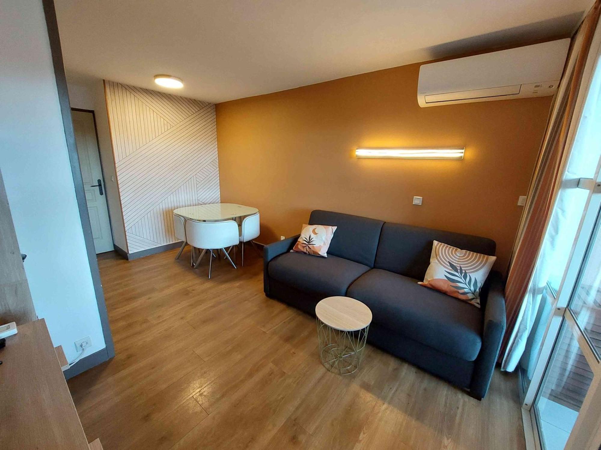 Cap Esterel Appartement Climatise Dans Le Centre Du Village Vacances Drammont Exterior foto